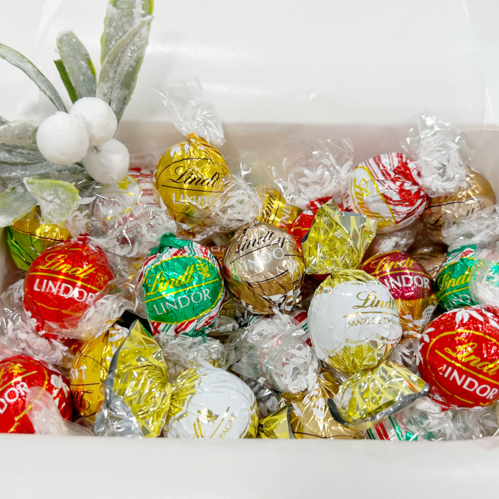 Ultimate Christmas Lindt Chocolate Gift Box - 40 Truffles