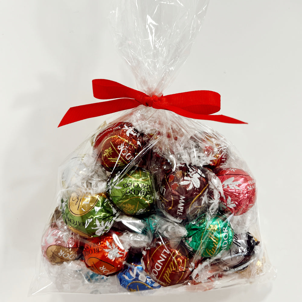 Lindt Lindor 30 Flavours Chocolate Gift Bag