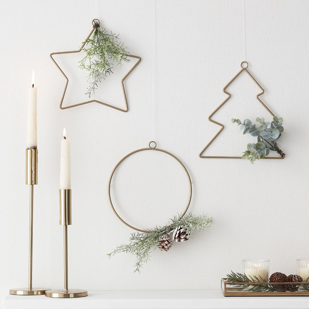 Hanging Christmas Hoop Decorations & Foilage
