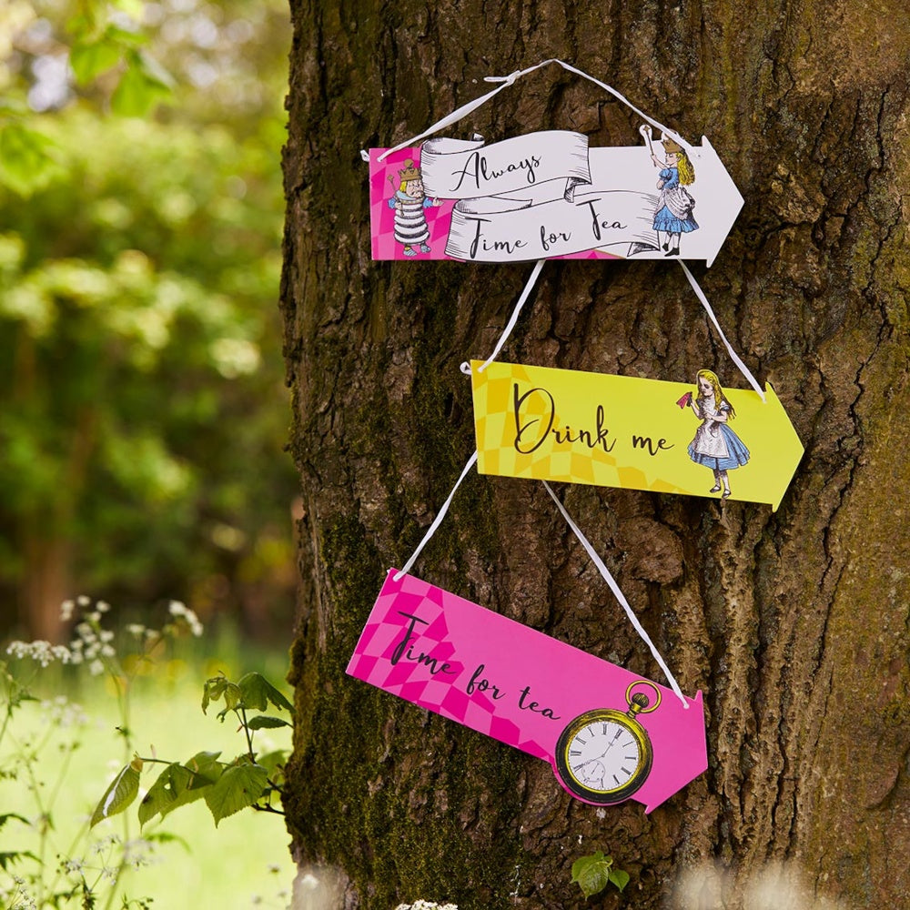 Alice in Wonderland Bright Hanging Paper Sign Decorations
