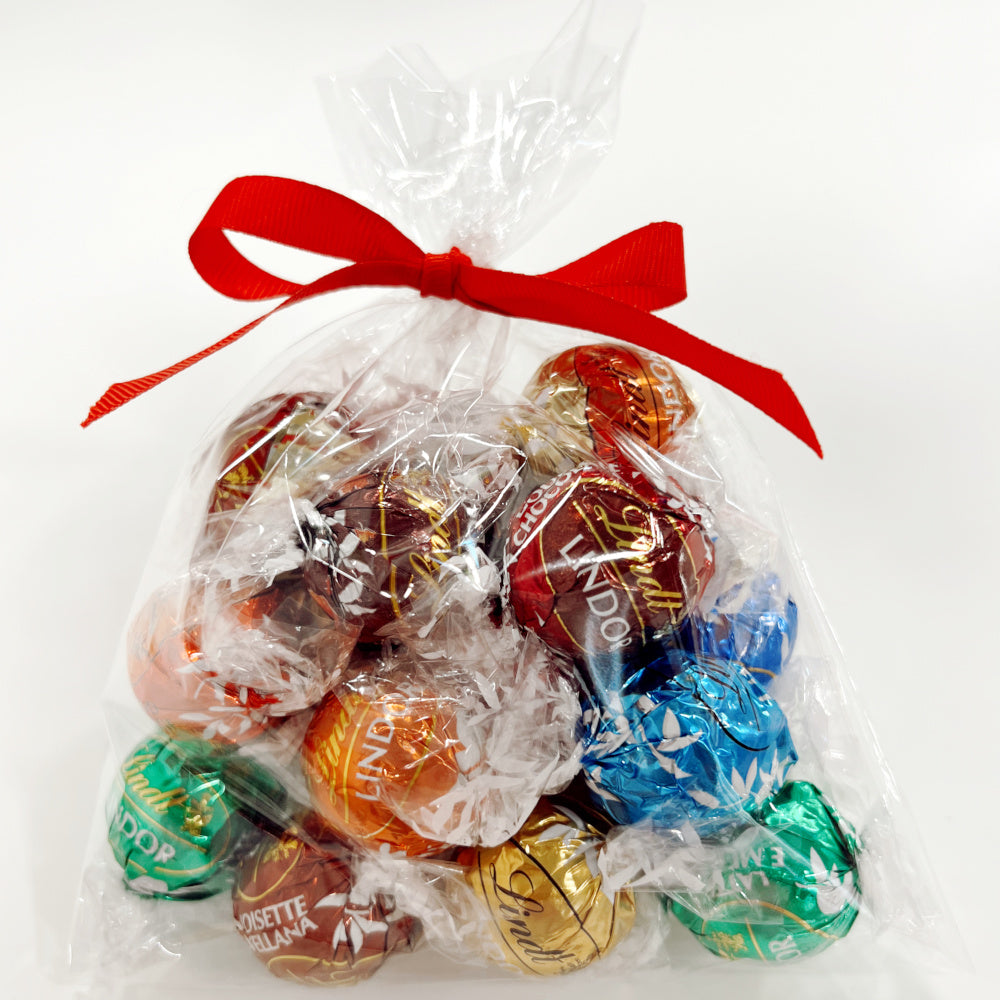 Lindt Lindor 20 Flavours Chocolate Gift Bag