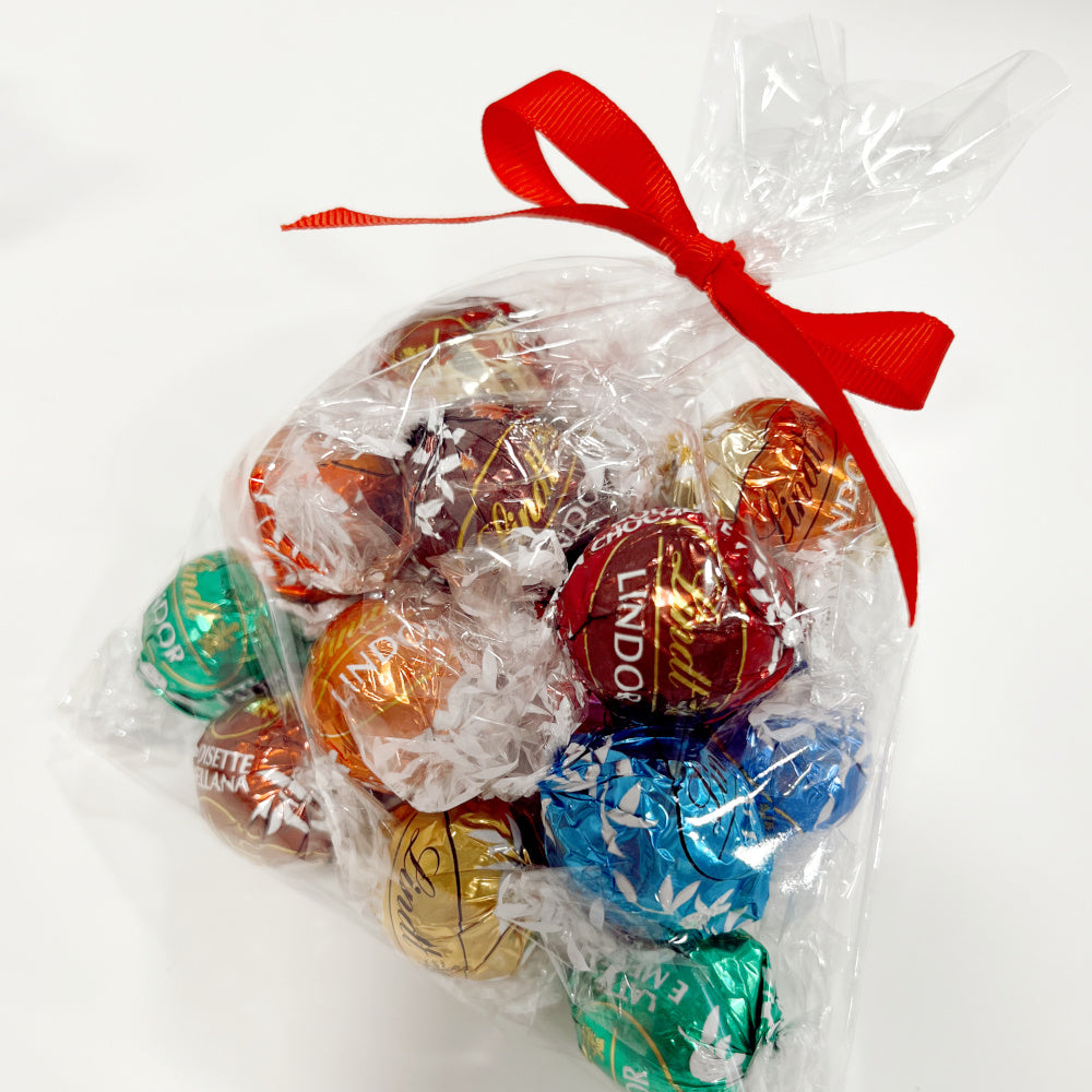 Lindt Lindor 20 Flavours Chocolate Gift Bag