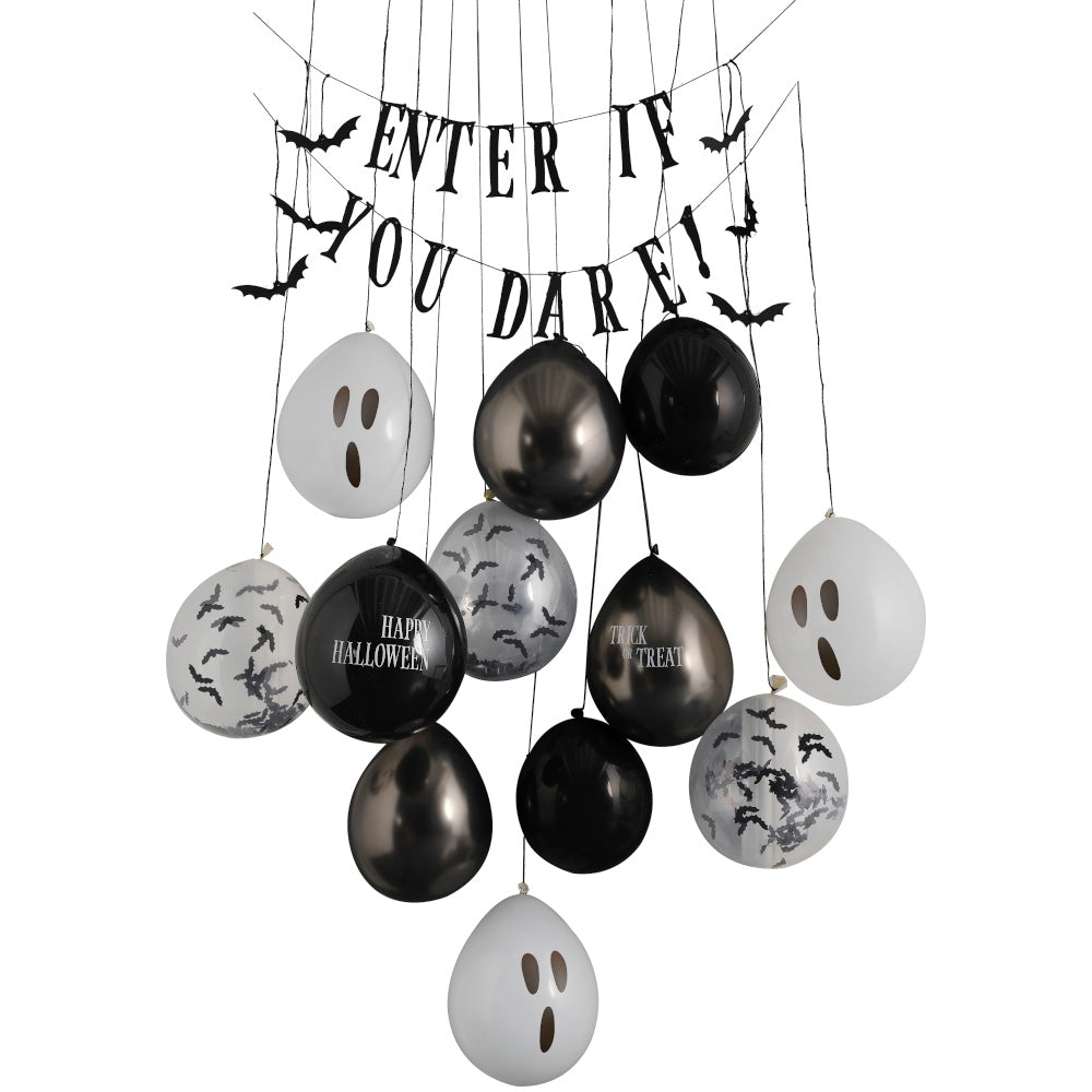 Enter If You Dare Halloween Door Decoration Kit with Balloons, Bunting & Bats