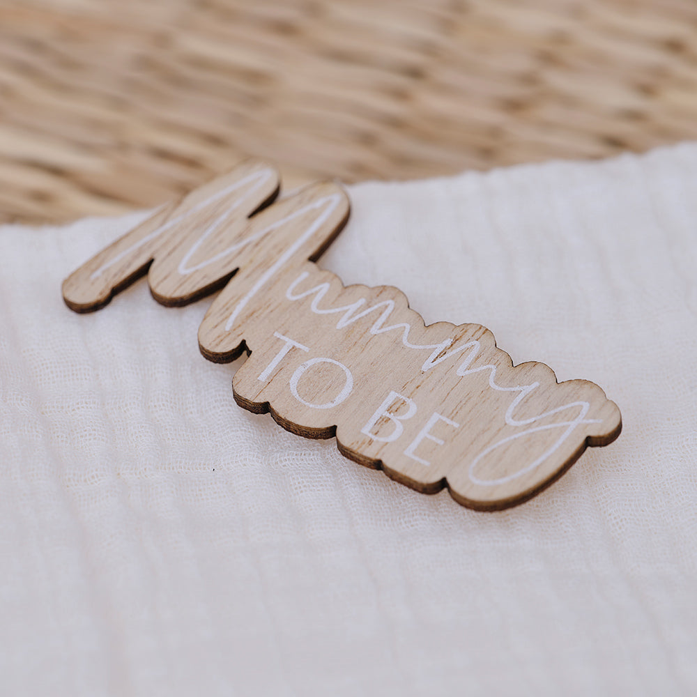 Mummy to Be Wooden Badge