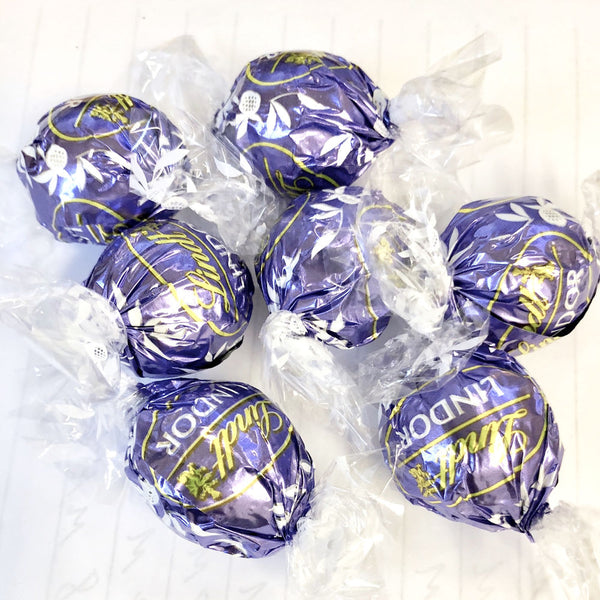 Lindt Lindor US Blueberries & Cream Truffles Perfect Party Favour