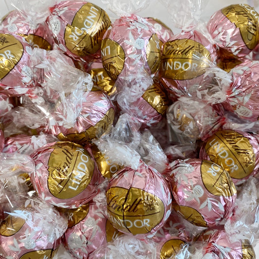 Lindt Lindor US Neapolitan Strawberry & Vanilla White Chocolate