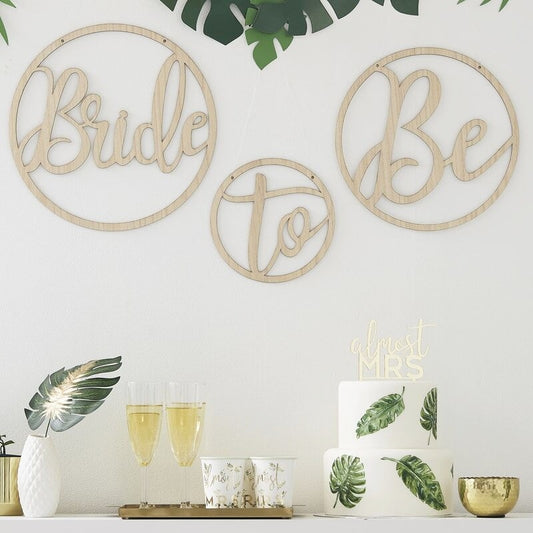 Wooden Bride to Be Decoration Hoops - Ginger Ray - Party Touches